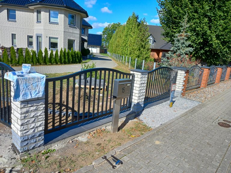 individuelle Zaunanlage Metall